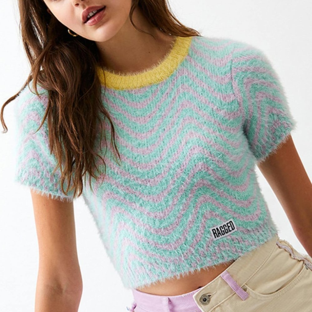 Ragged Jeans Lame  Colorful Wavy Crop Sweater T-Shirt
